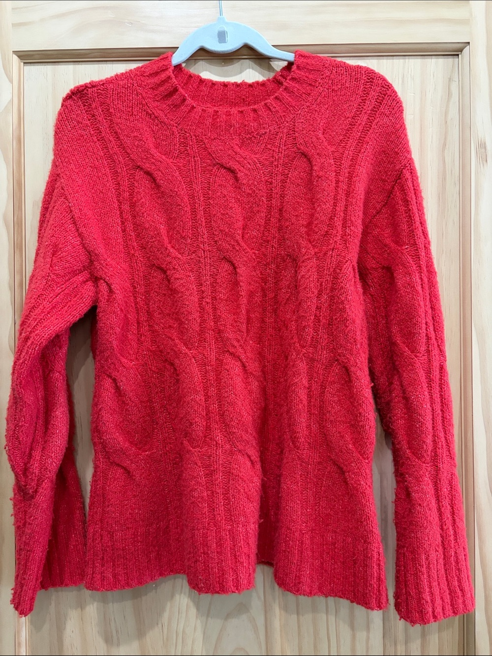 American Eagle cable knit sweater